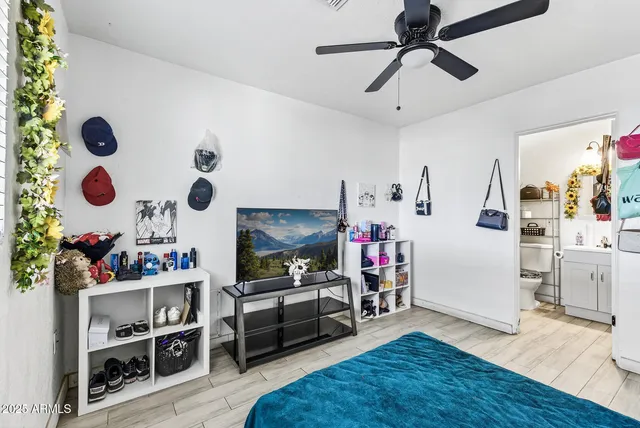 a view of a house with a tub