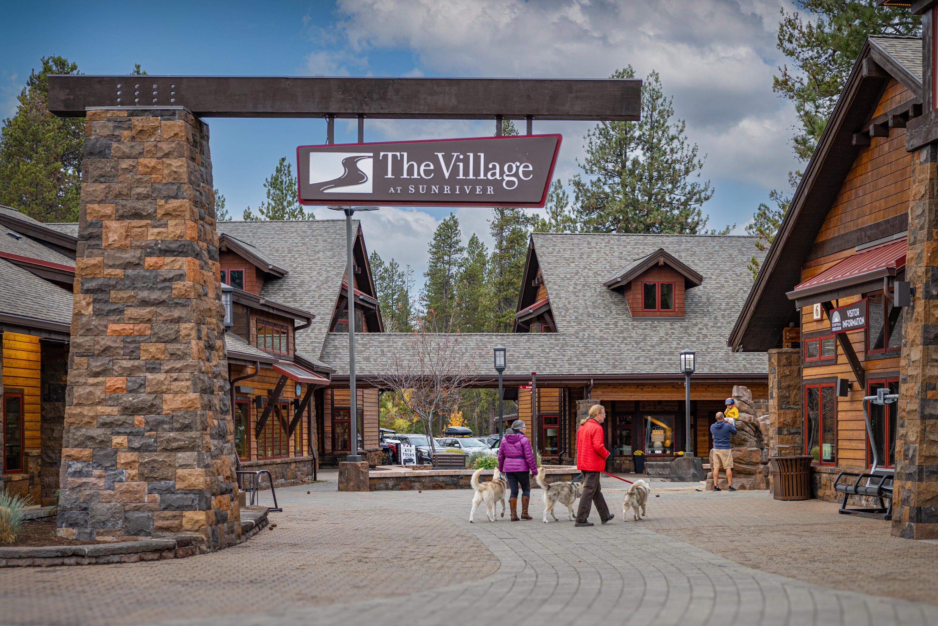 17797 15th Tee Lane, Unit 9 Sunriver, OR 97707 - Photo 8 of 21 The Village at sunriver fall
