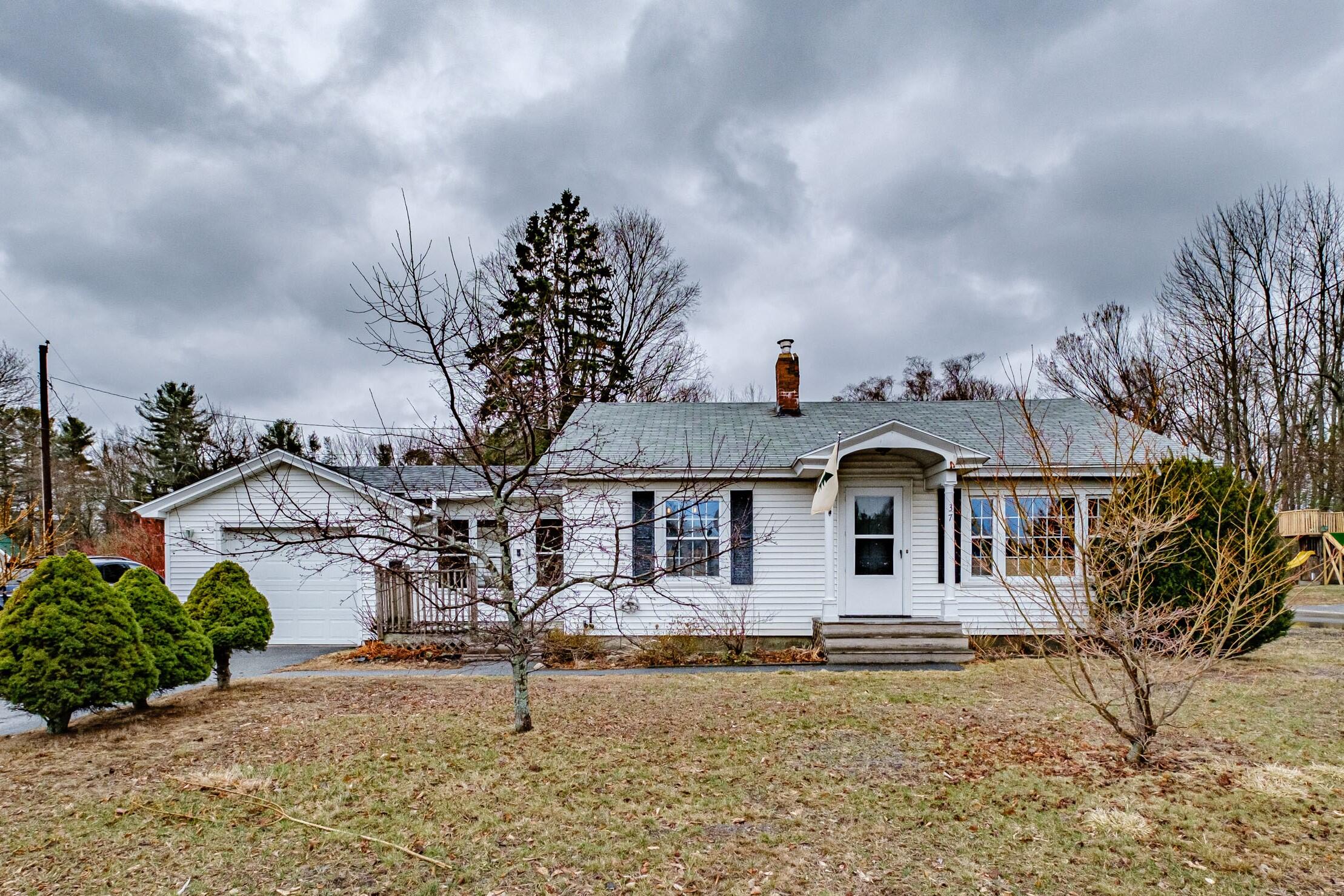 37 New Portland Road Gorham, ME 04038 - Photo 1 of 36 Straight