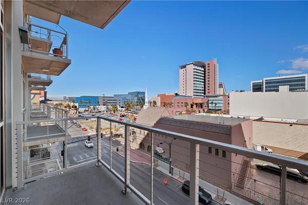 $2,150 | 353 East Bonneville Avenue, Unit 505, Las Vegas, NV 89101
