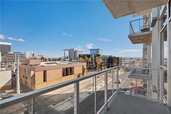 $2,150 | 353 East Bonneville Avenue, Unit 505, Las Vegas, NV 89101