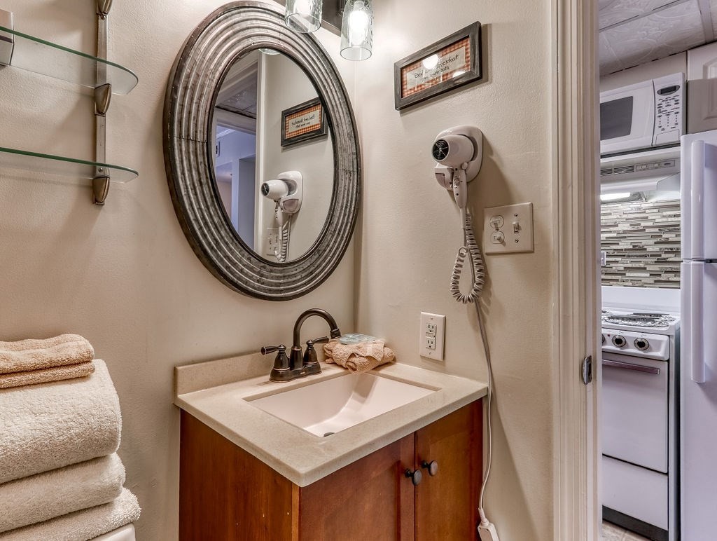 685 River Road, Unit U304 Gatlinburg, TN 37738 - Photo 11 of 17 Gallery Image 11