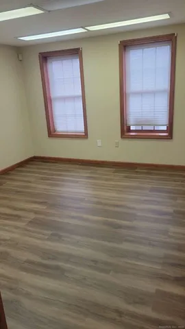 $2,100 | 1 Barristers Court, Meriden, CT 06451