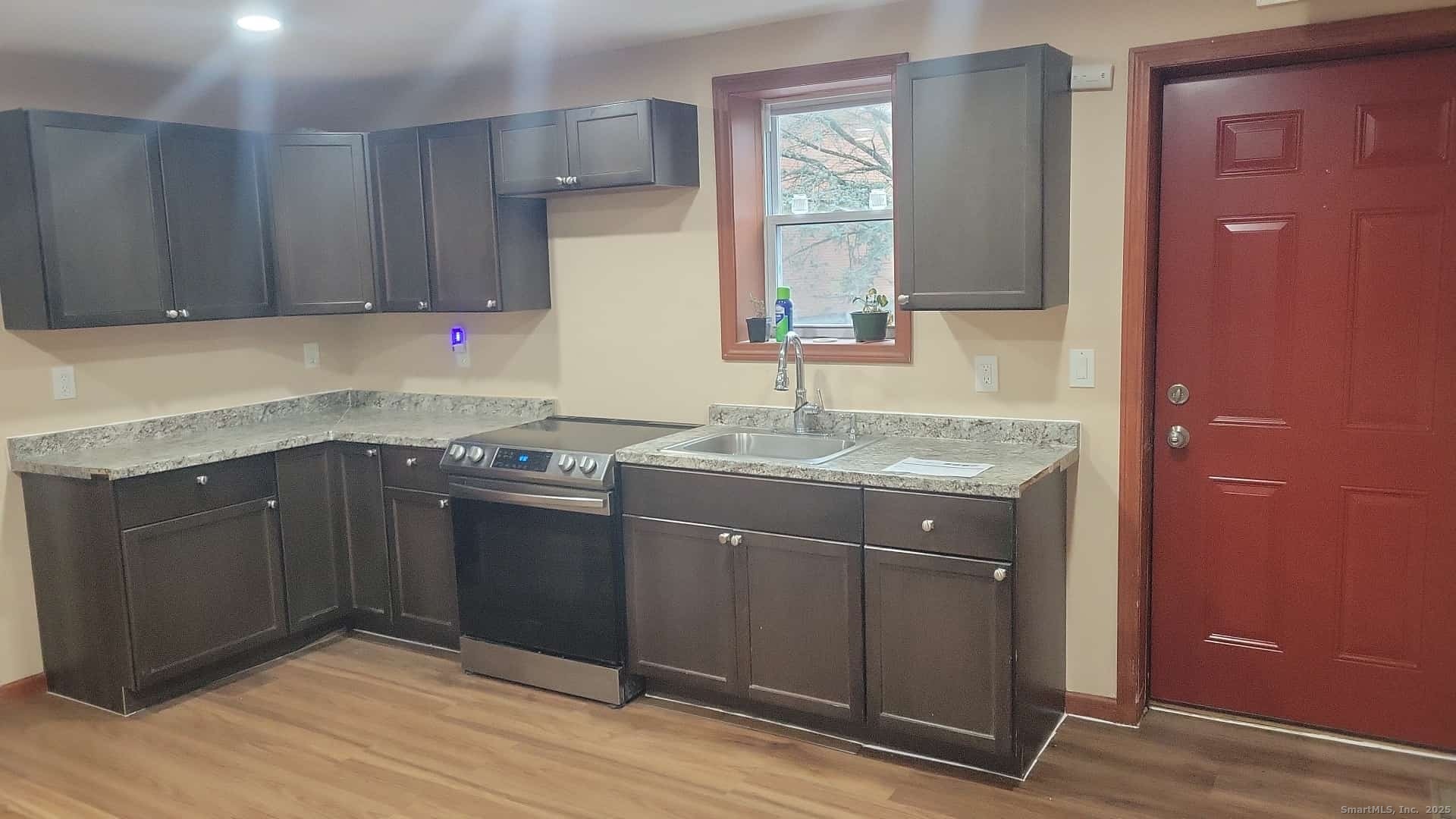 1 Barristers Court Meriden, CT 06451 - Photo 5 of 11