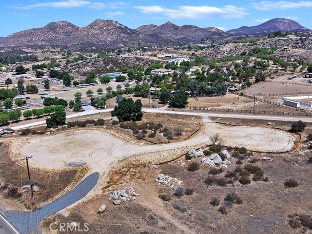 38662 East Benton Road Temecula, CA 92592 - Photo 5 of 13 a view of a backyard with a lake