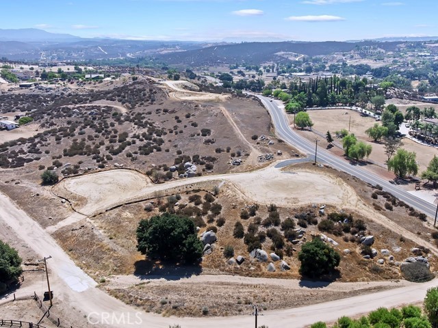 38662 East Benton Road Temecula, CA 92592 - Photo 8 of 13 a view of a city