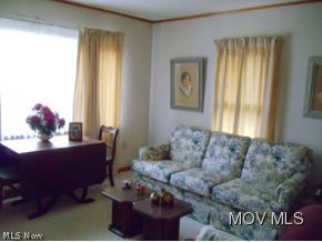 708 46th Street Vienna, WV 26105 - Photo 4 of 13