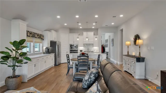 $409,900 | 1816 Field Brook, Seguin, TX 78155