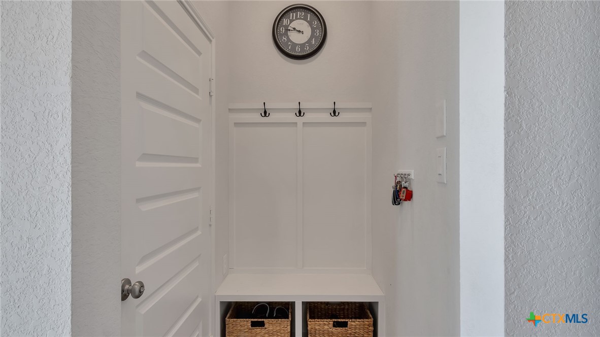 1816 Field Brook Seguin, TX 78155 - Photo 9 of 32