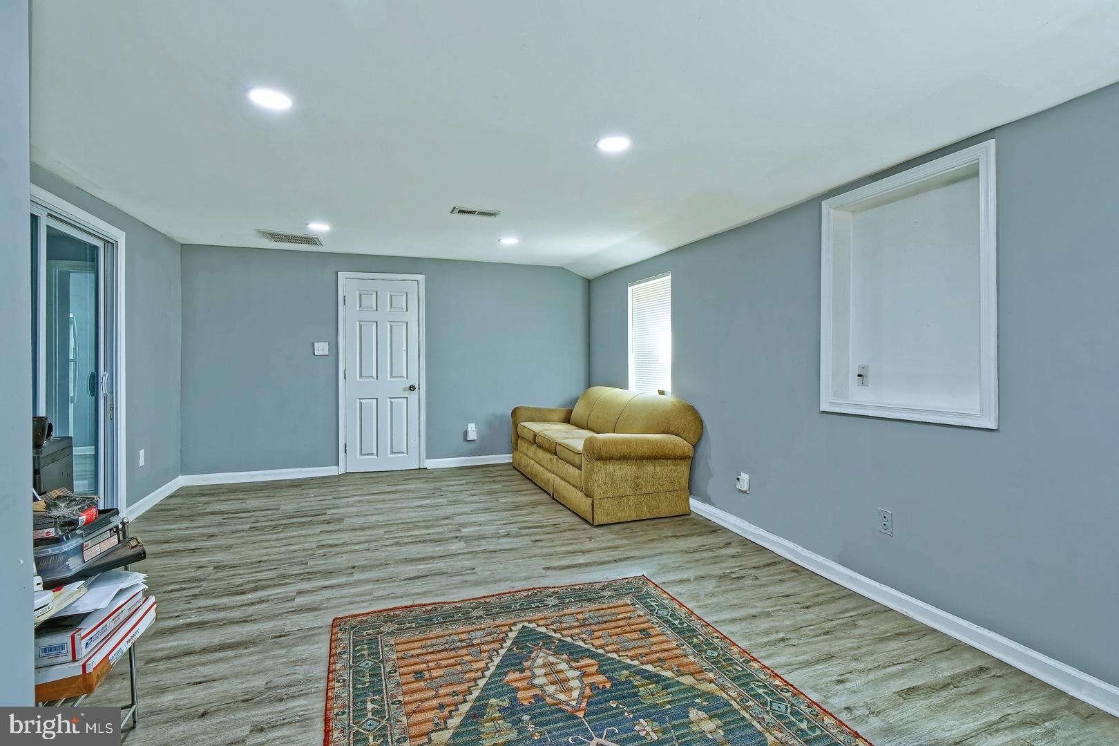 935 Old Harmony Road Newark, DE 19713 - Photo 4 of 28