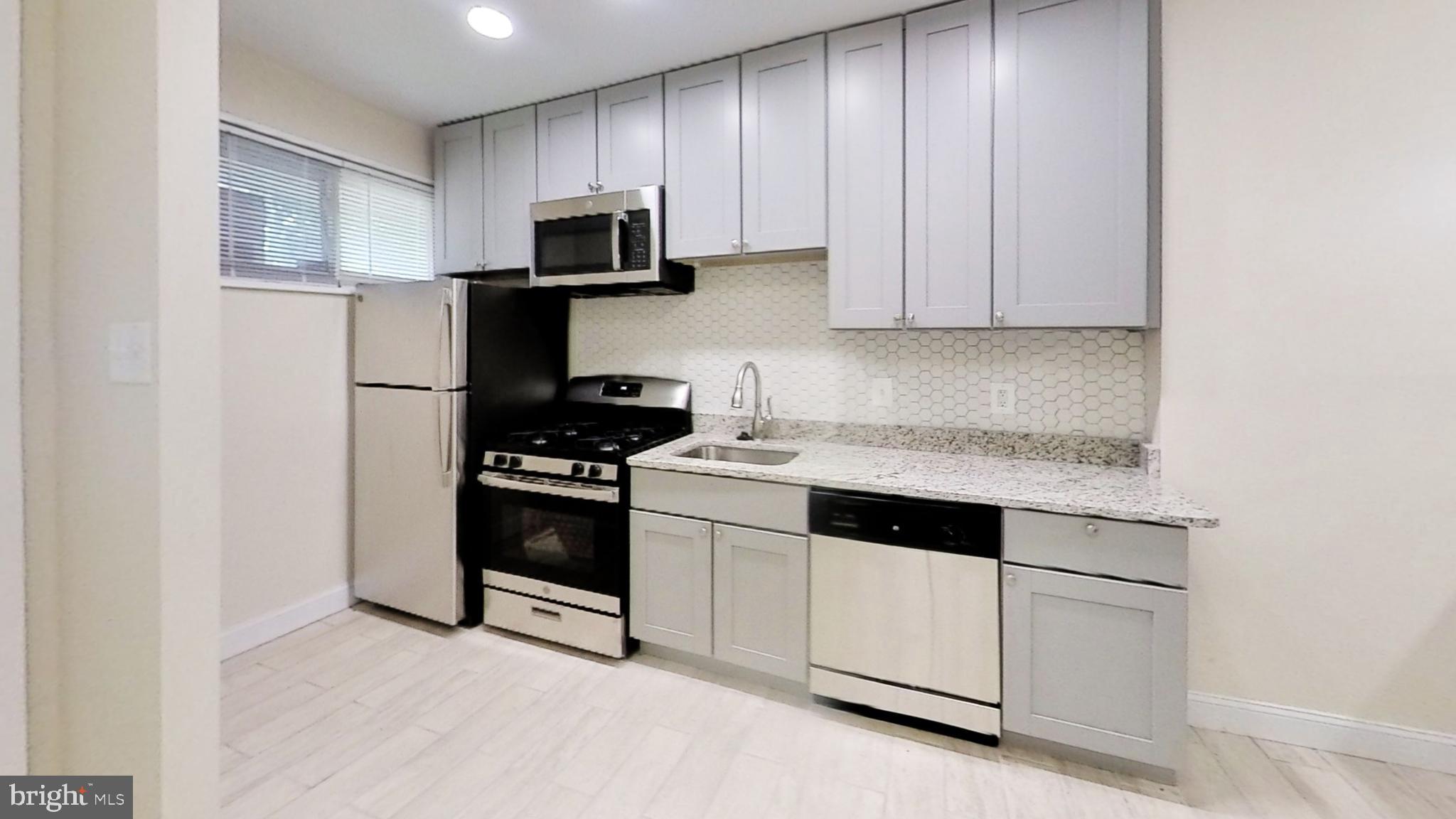7630 Normandy Road Landover, MD 20785 - Photo 3 of 18 Great Kitchen! New stainless steel APPLIANCES!