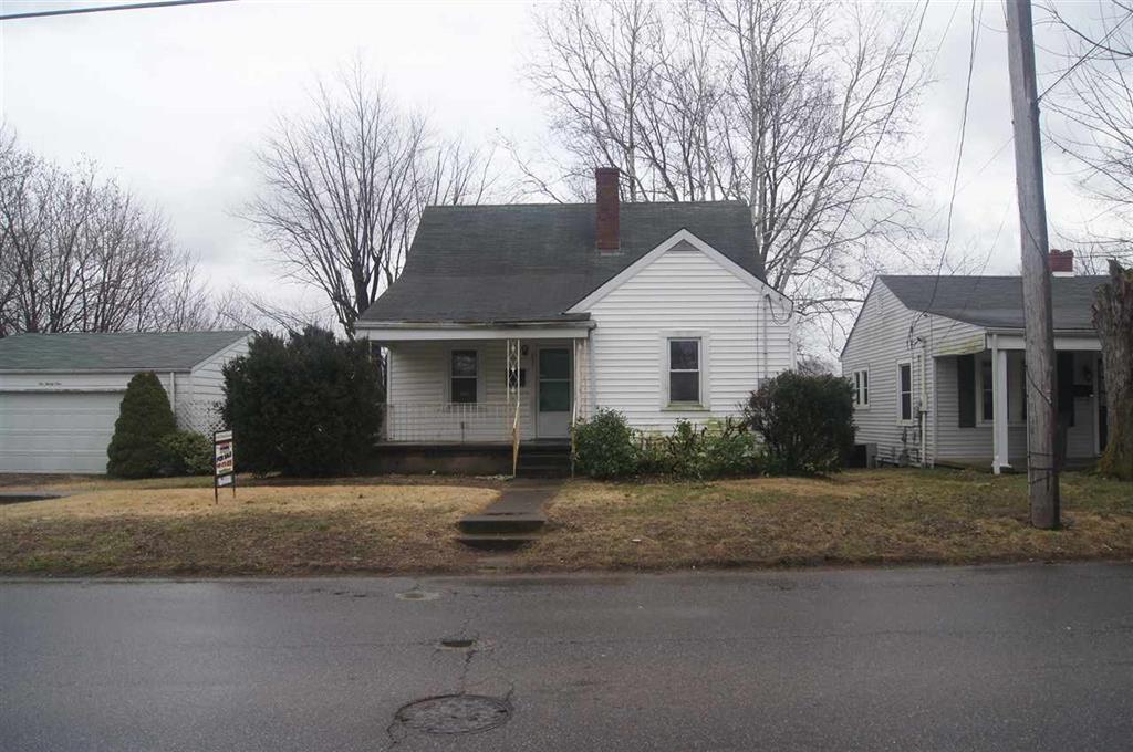 631 South Obrien Street Seymour, IN 47274 - Photo 1 of 22 Gallery Image 1