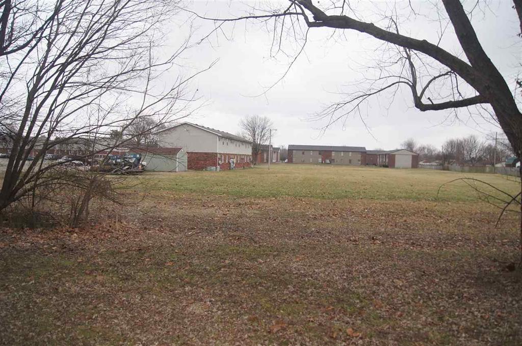 631 South Obrien Street Seymour, IN 47274 - Photo 3 of 22 Gallery Image 3