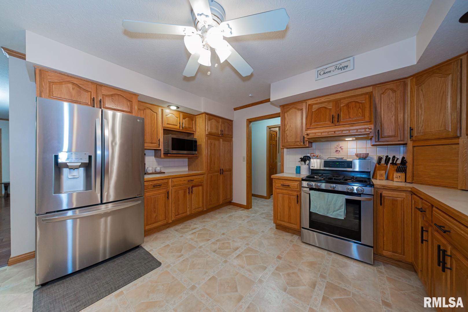 2006 Buckley Road Marion, IL 62959 - Photo 26 of 40 Gallery Image 26