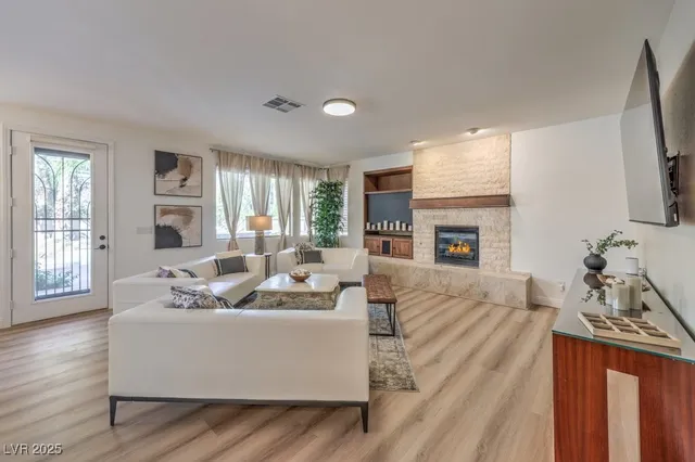 $5,270 | 249 Timber Hollow Street, Henderson, NV 89012