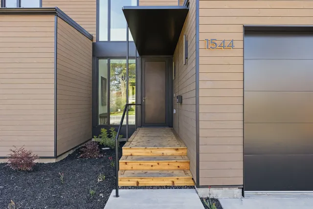 $3,298,000 | 1544 De Anza Way, San Jose, CA 95125