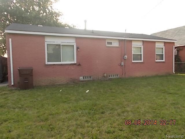 4179 Isabelle Street Inkster, MI 48141 - Photo 3 of 7 DSCN9849.jpg