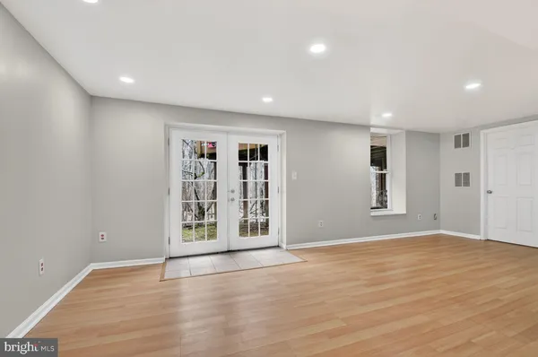 $1,500 | 1900 Middlebridge Drive, Silver Spring, MD 20906