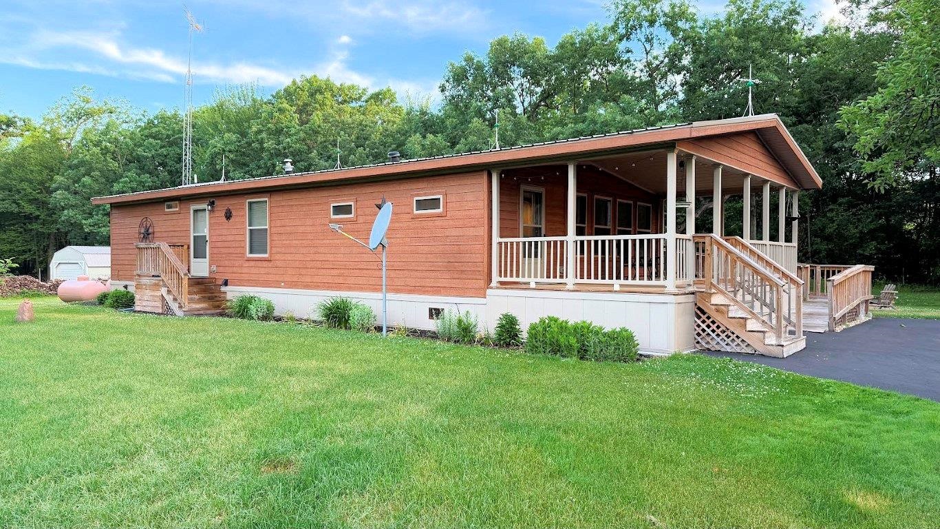 W2076 Amherst Wisconsin Dells, WI 53965 - Photo 64 of 90