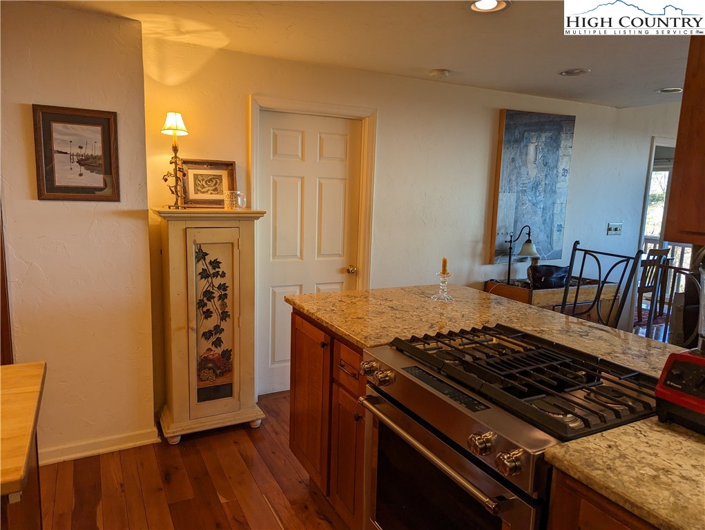276 Hidden Ridge Road Deep Gap, NC 28618 - Photo 10 of 25 Gallery Image 10