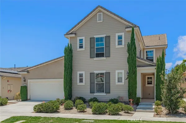 $7,800 | 164 Pavilion, Irvine, CA 92618