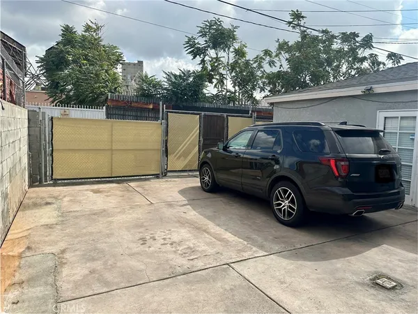$799,000 | 1438 South Woods Avenue, East Los Angeles, CA 90022
