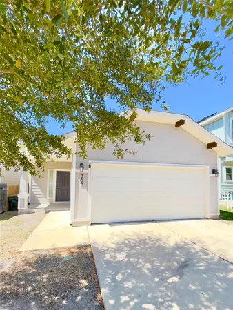 $1,895 | 363 Eagle Brook Lane, Buda, TX 78610