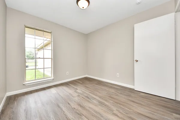 $2,000 | 1223 Rebecca Lane, Humble, TX 77338