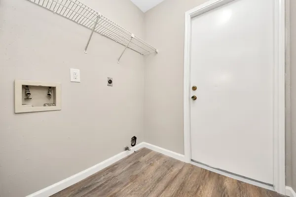 $2,000 | 1223 Rebecca Lane, Humble, TX 77338