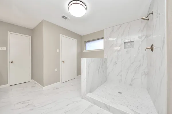 $2,000 | 1223 Rebecca Lane, Humble, TX 77338