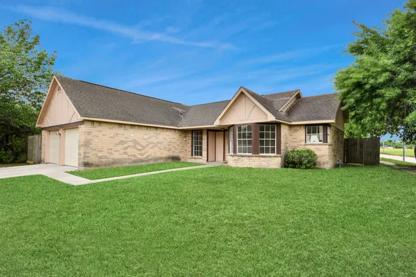 $2,000 | 1223 Rebecca Lane, Humble, TX 77338