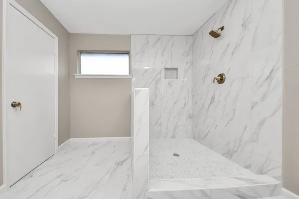 $2,000 | 1223 Rebecca Lane, Humble, TX 77338