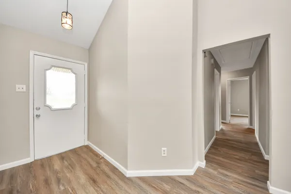 $2,000 | 1223 Rebecca Lane, Humble, TX 77338