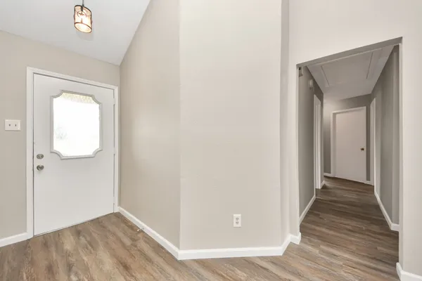 $2,000 | 1223 Rebecca Lane, Humble, TX 77338