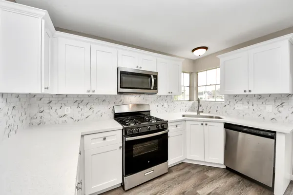 $2,000 | 1223 Rebecca Lane, Humble, TX 77338