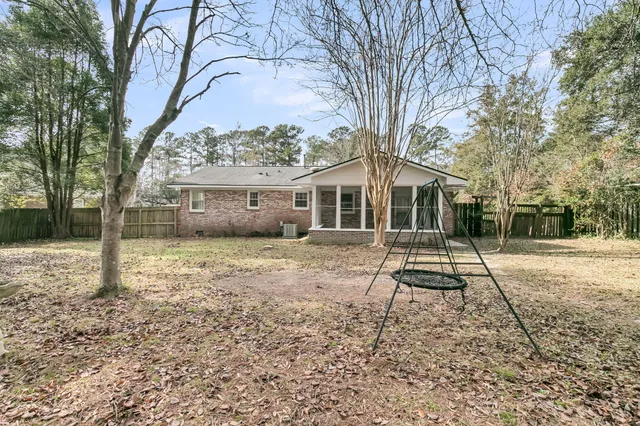 $350,000 | 404 Forest Circle, Summerville, SC 29483