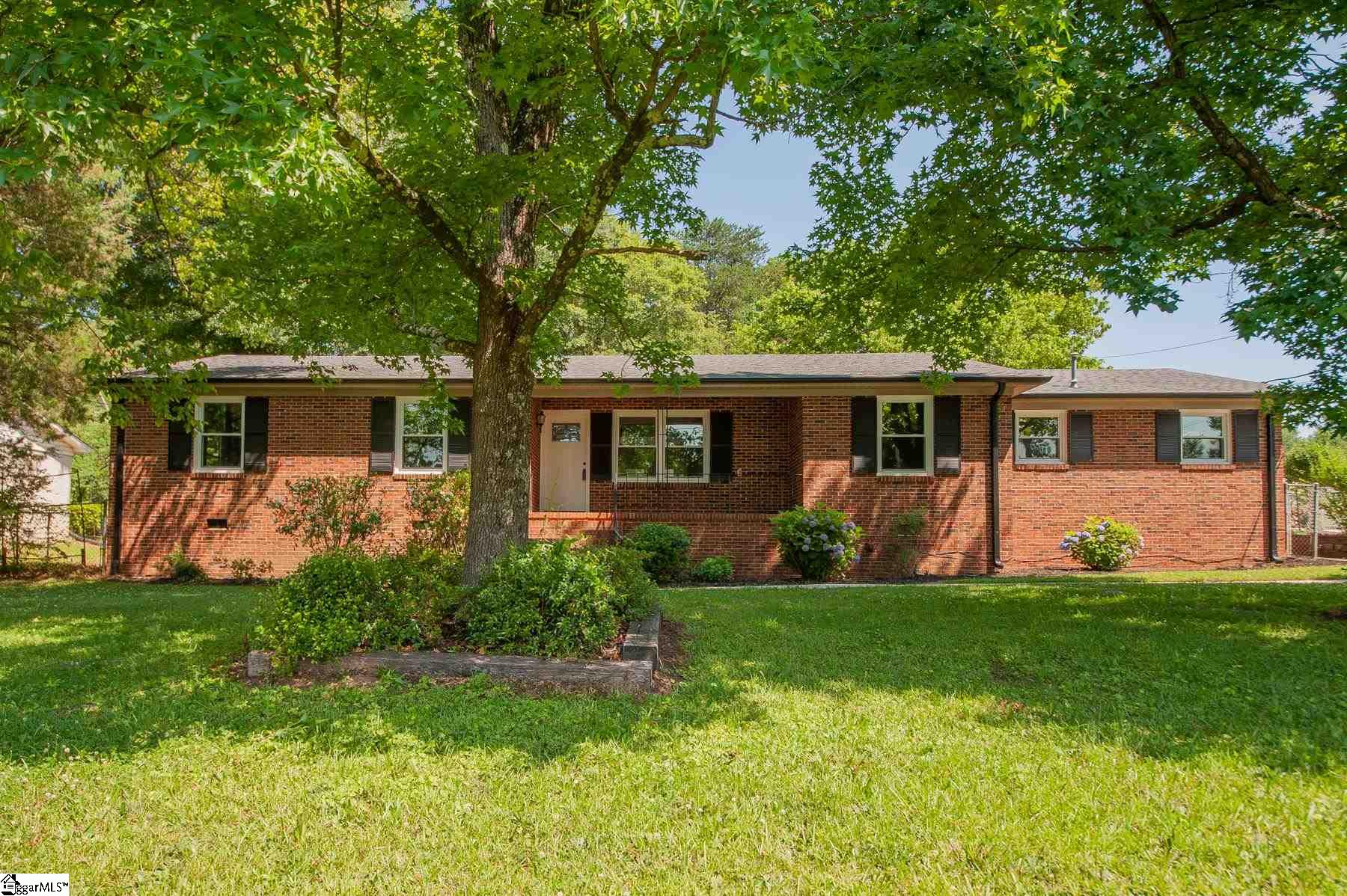 1605 State Park Road Greenville, SC 29609 - Photo 1 of 34 Gallery Image 1