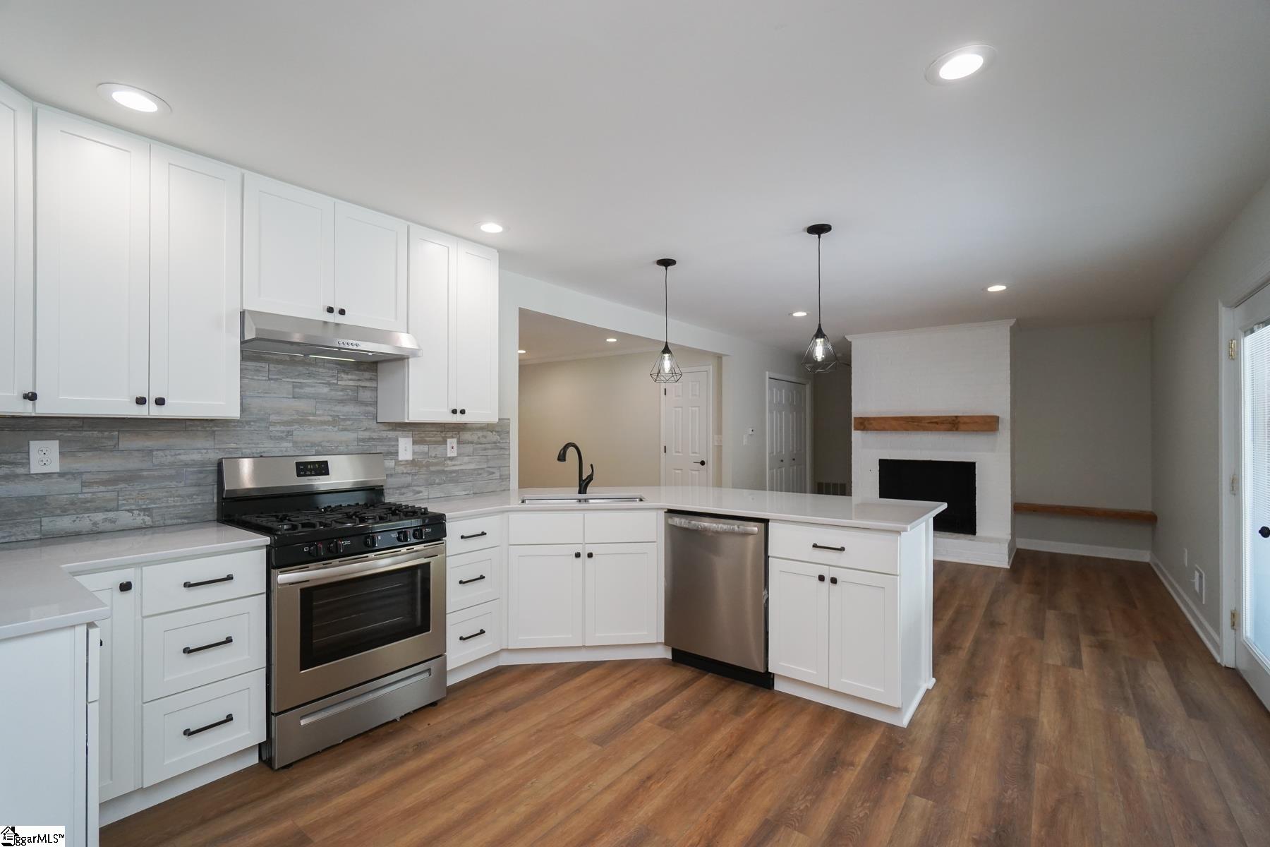 1605 State Park Road Greenville, SC 29609 - Photo 12 of 34 Gallery Image 12