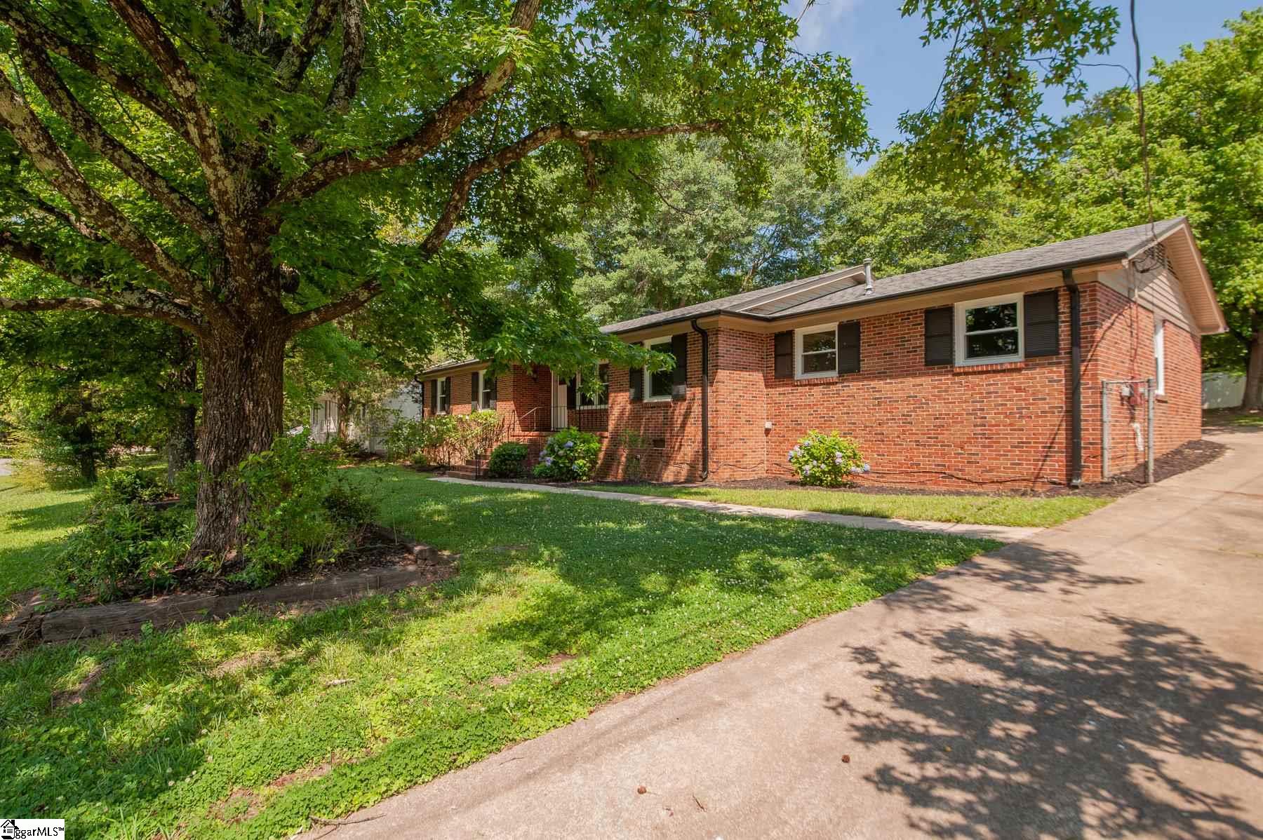 1605 State Park Road Greenville, SC 29609 - Photo 3 of 34 Gallery Image 3