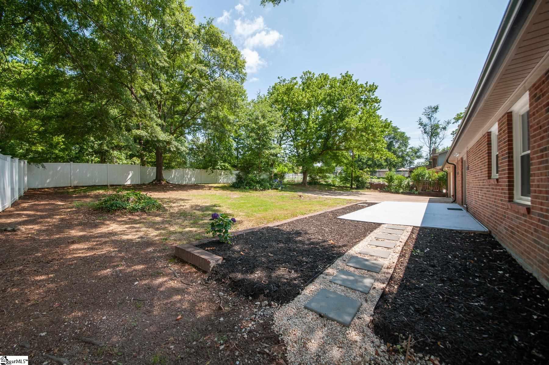 1605 State Park Road Greenville, SC 29609 - Photo 29 of 34 Gallery Image 29