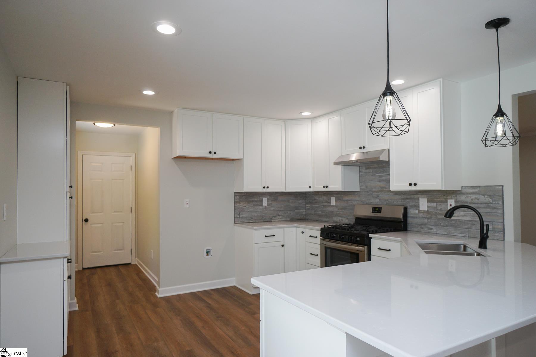 1605 State Park Road Greenville, SC 29609 - Photo 10 of 34 Gallery Image 10
