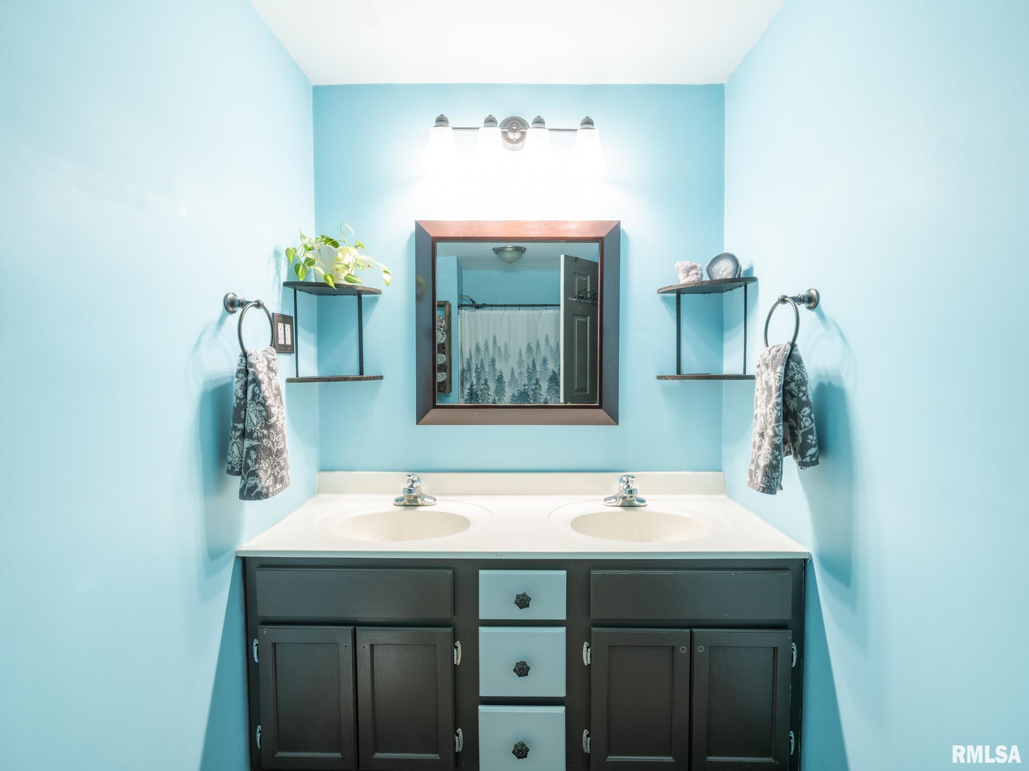 522 8th Street Lacon, IL 61540 - Photo 23 of 51