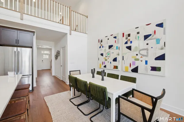 $649,000 | 5 Edgewood Way, Unit 25, Woodbridge, CT 06525