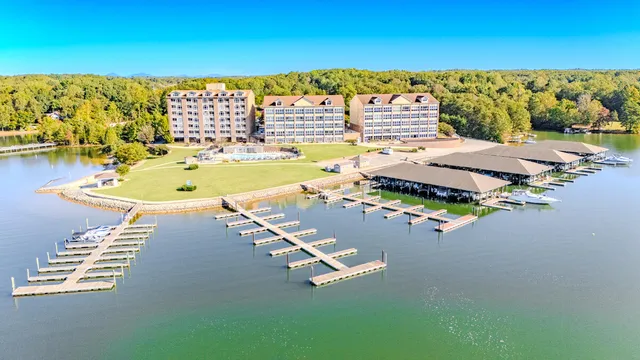 $615,000 | 1217 Graves Harbor Trail, Unit 144, Huddleston, VA 24104