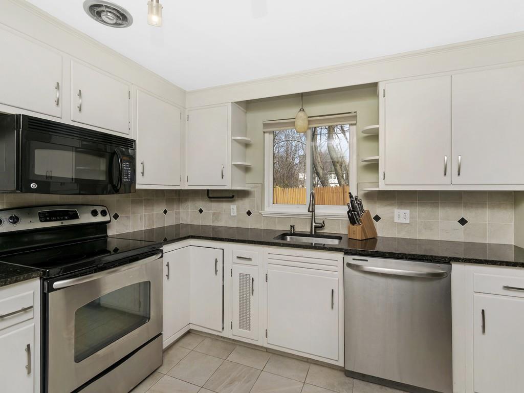 143 Truman Road Newton, MA 02459 - Photo 11 of 34 Gallery Image 11