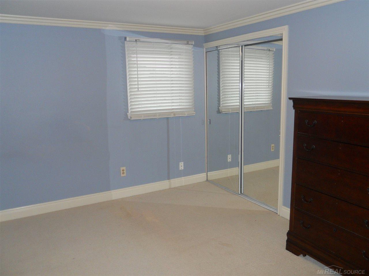 723 Canterbury Road Grosse Pointe Woods, MI 48236 - Photo 22 of 30