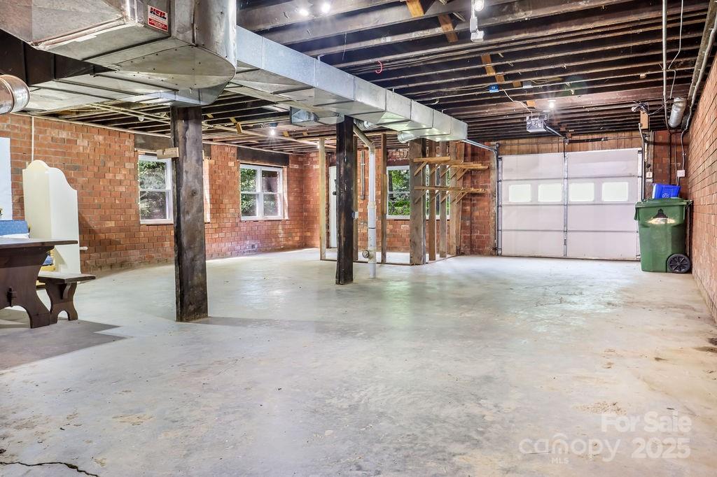 3 Stockwood Road Asheville, NC 28803 - Photo 30 of 36 a view of a garage