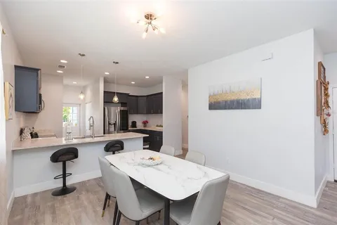 $2,550 | 2013 East Waters Avenue, Tampa, FL 33604