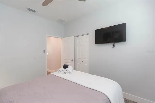 $2,550 | 2013 East Waters Avenue, Tampa, FL 33604