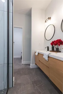 $2,550 | 2013 East Waters Avenue, Tampa, FL 33604